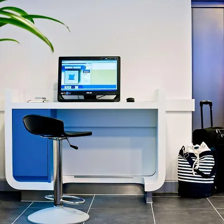 Ibis Budget *